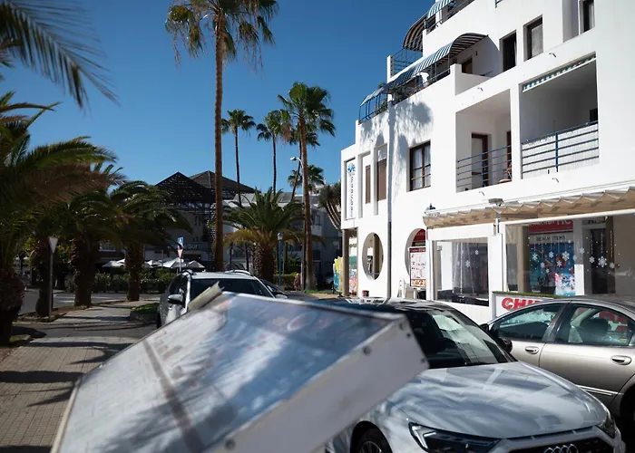 Cristianos Pool & Sun Apartament