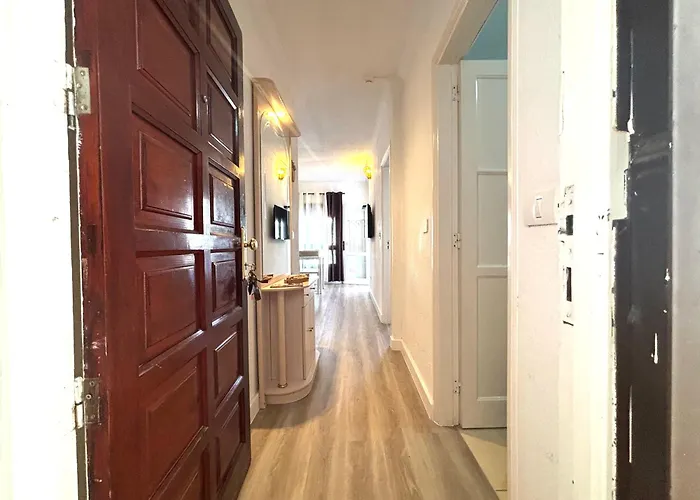 Cristianos Pool & Sun