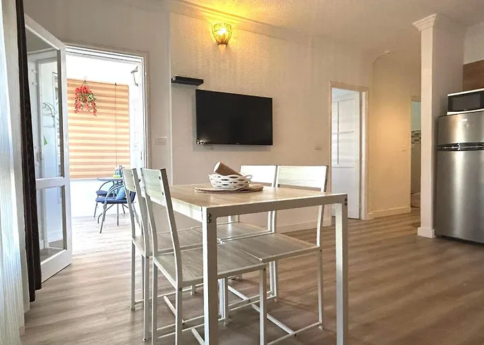 Apartament Cristianos Pool & Sun *